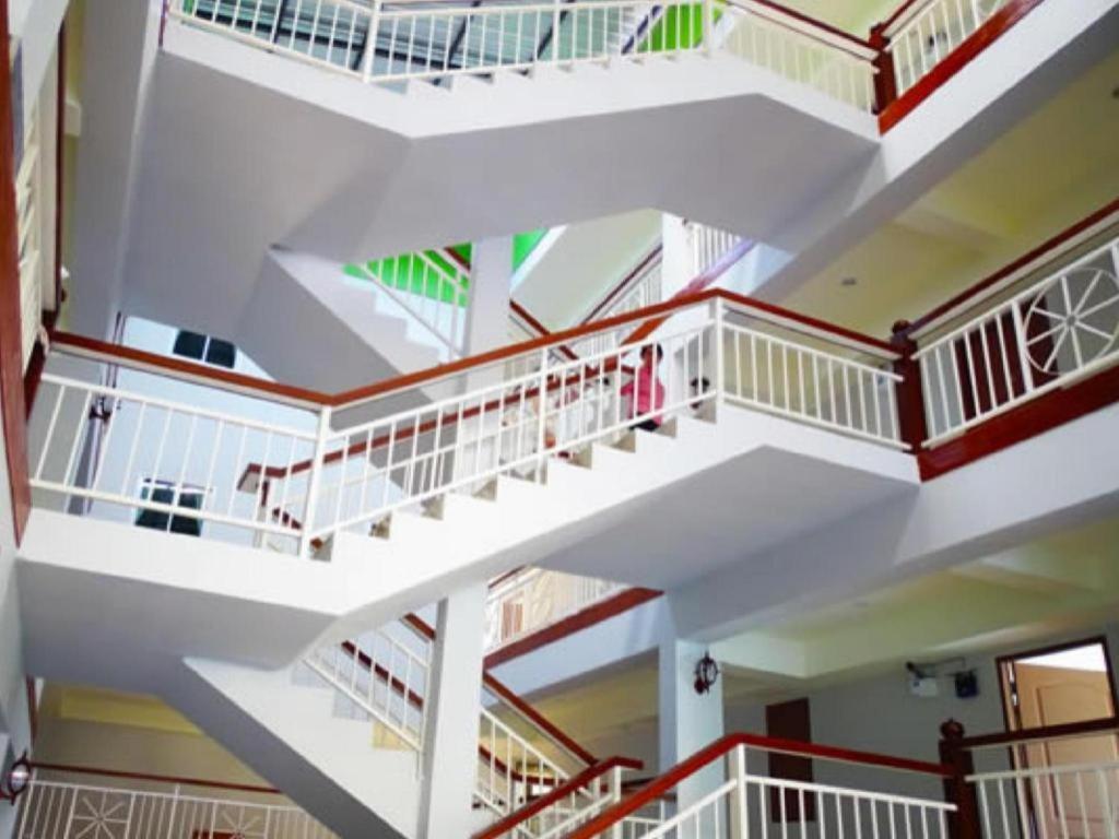 Urban House 195 Hotel 2*