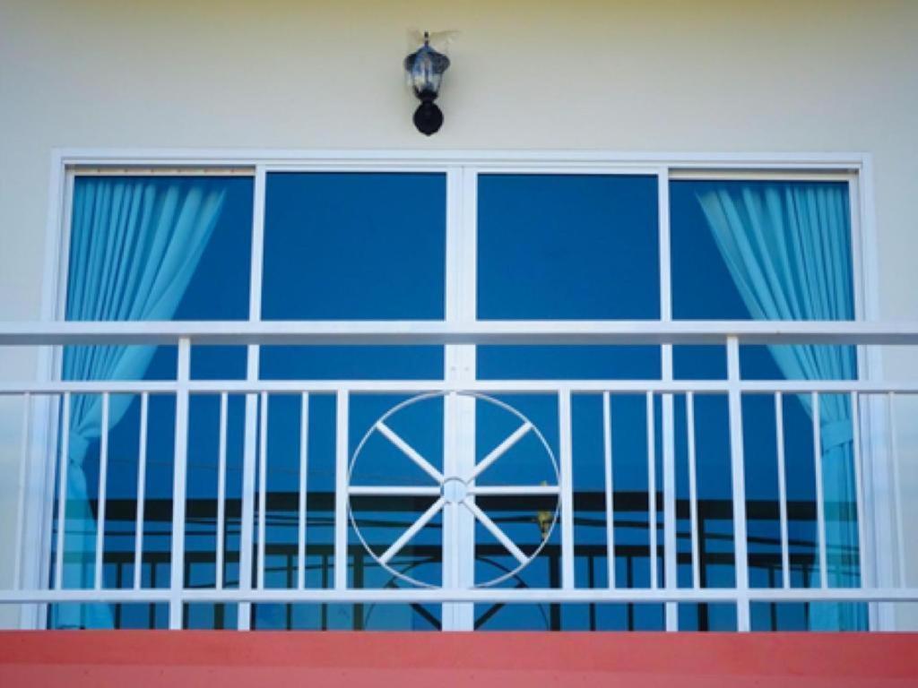 Urban House 195 Hotel 2*
